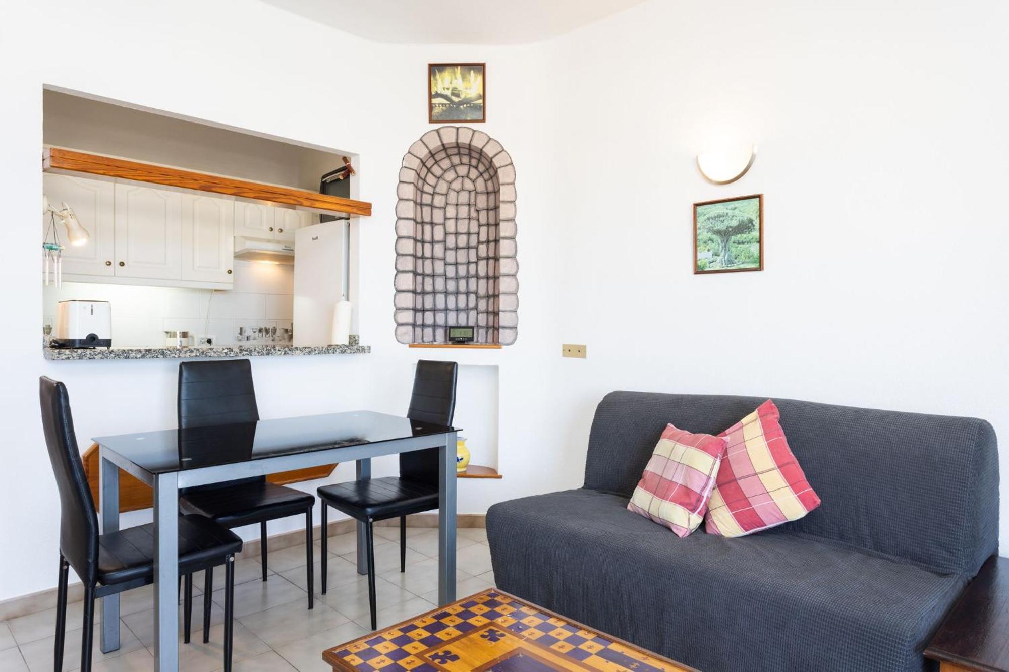 With At 50 Meters, Swimming Pool And Wonderful Oceansunset View Apartment *