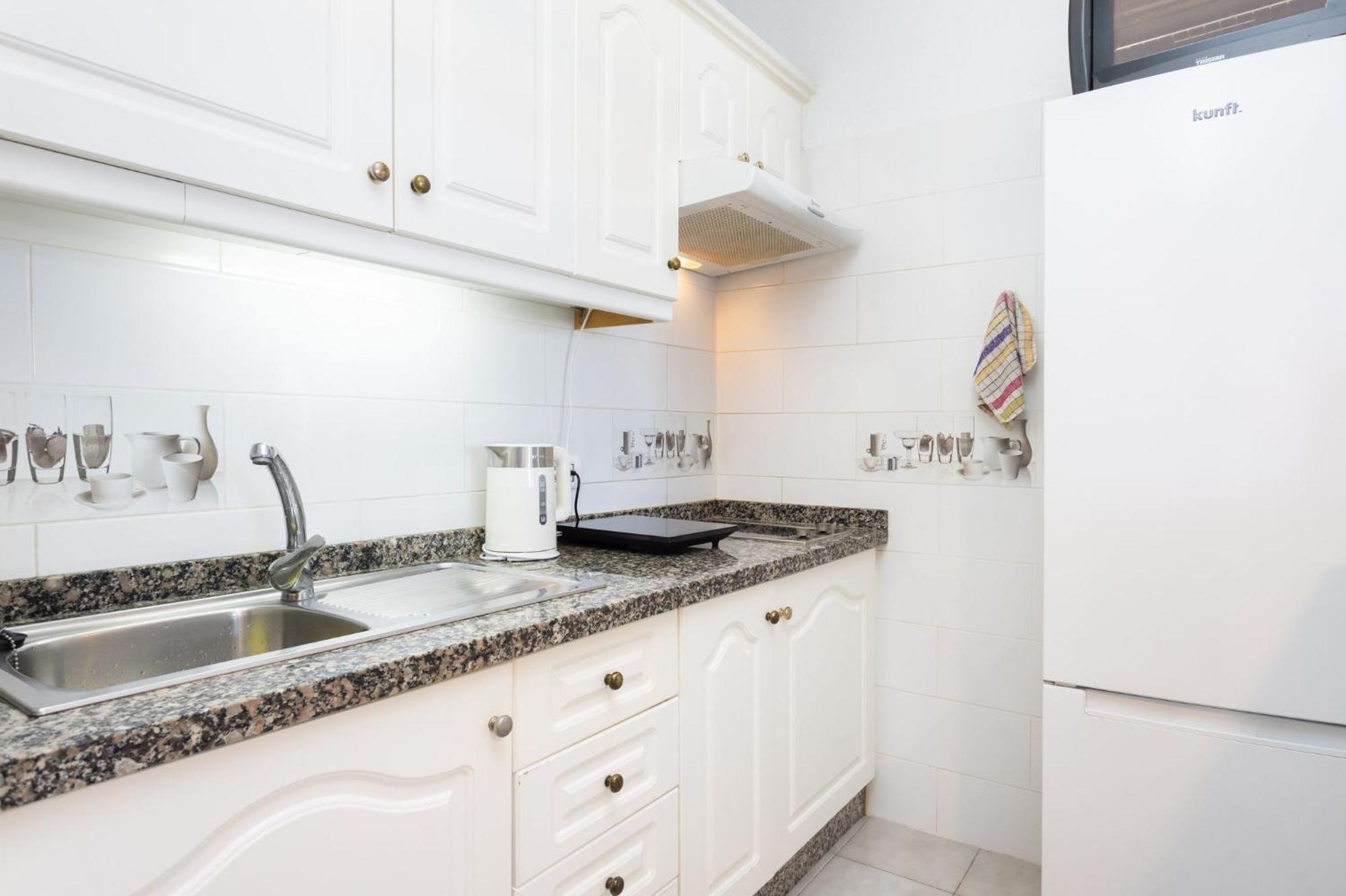 Apartment With At 50 Meters, Swimming Pool And Wonderful Oceansunset View